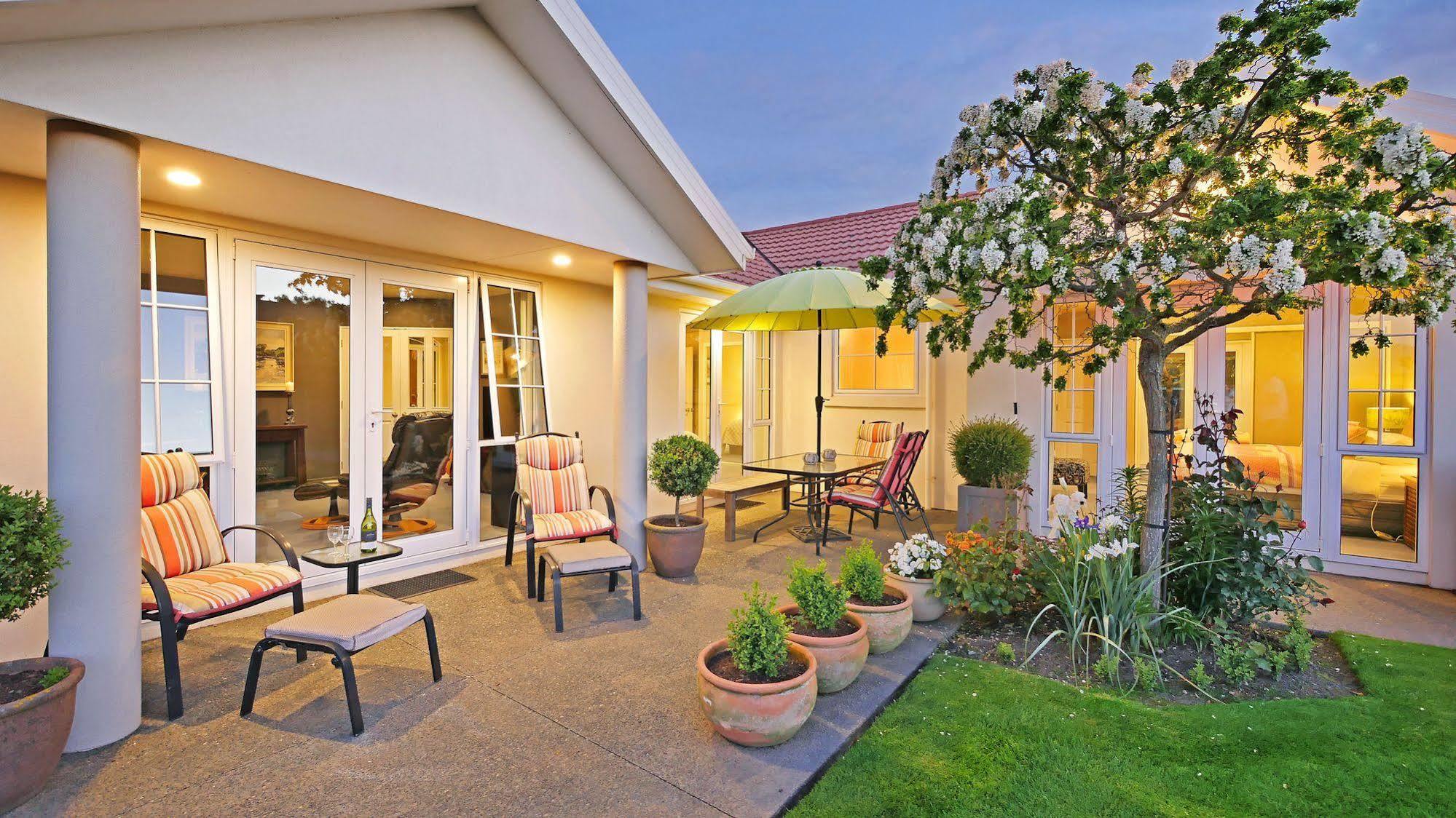 Olive House Bed And Breakfast Christchurch Exterior foto